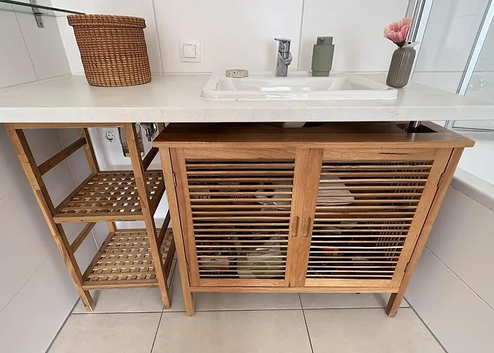 Appartement Quiet And Central, Modern At U1, With Garden & Parking Wenen